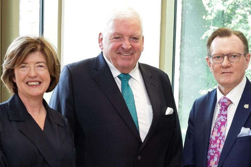 Baroness Sue Gray and Dr Feargal McCormack with Queen's President and Vice Chancellor, Professor Sir Ian Greer